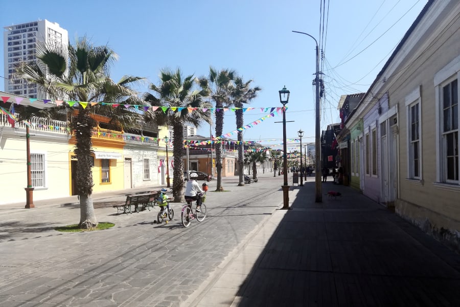 Atacama de carro - balneário de iquique e humberstone - Paseo Baquedano