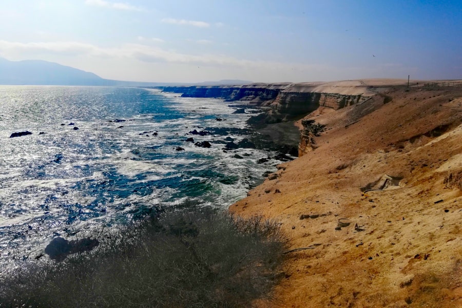 Atacama de carro - Falésias no mar - Ruta 1 Iquique - Antofagasta